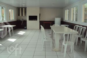 Image 11 - 889606