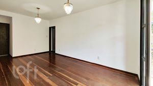 Image 3 - 889615