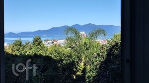Image 5 - 889615