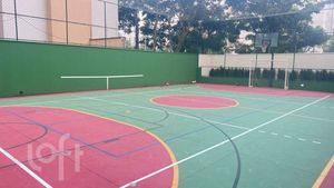 Image 19 - 889634