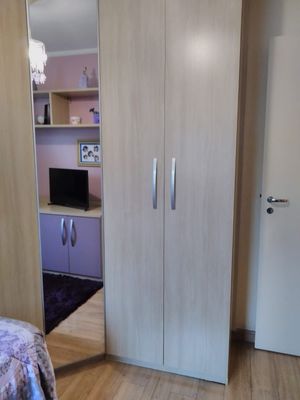 Image 9 - 889646