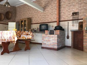 Image 0 - 889654