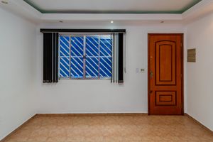 Image 3 - 889660