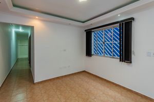 Image 9 - 889660
