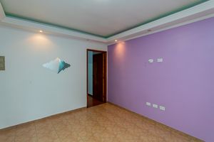 Image 6 - 889660