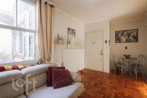 Image 8 - 889667