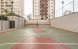 Image 15 - 889670