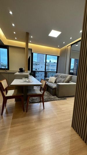 Image 8 - 889713