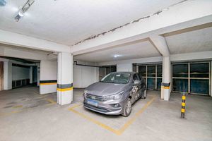 Image 34 - 889724