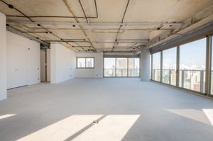 Image 11 - 889725