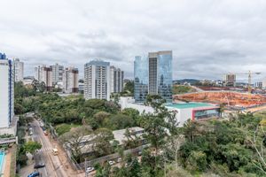 Image 2 - 889735