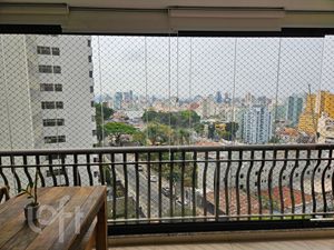 Image 2 - 889762