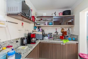 Image 23 - 889799