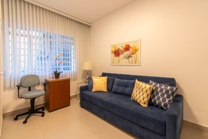 Image 9 - 889801