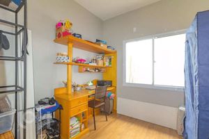 Image 3 - 889814