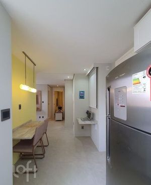 Image 3 - 889819