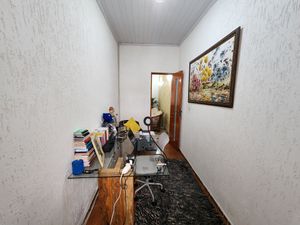 Image 14 - 889916