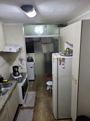 Image 7 - 889921