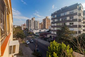 Image 26 - 889935
