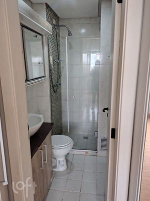 Image 19 - 889942
