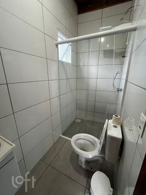 Image 8 - 889943