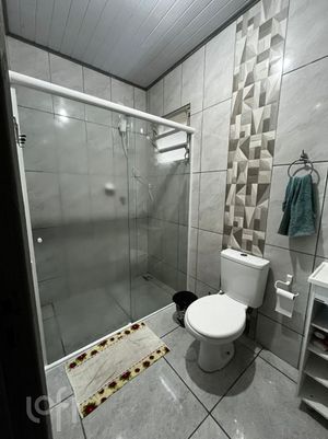 Image 6 - 889943