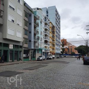 Image 25 - 889952