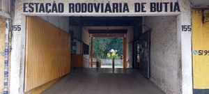 Image 17 - 889957