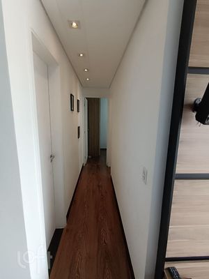 Image 7 - 889958