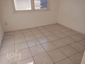 Image 3 - 889978