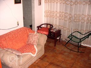 Image 8 - 889986