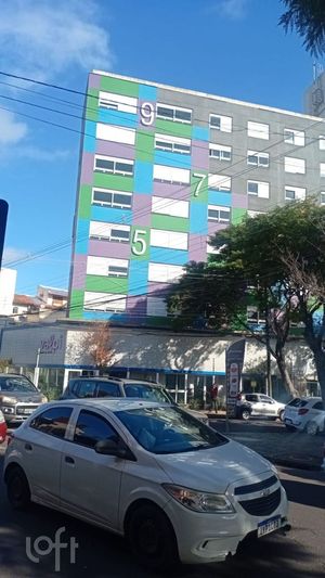 Image 9 - 889988