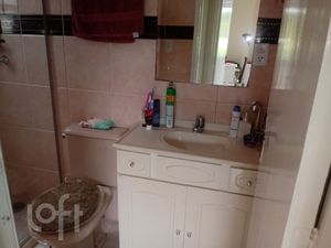 Image 19 - 890012