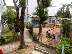 Image 22 - 890012