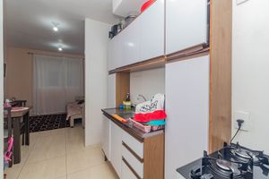 Image 6 - 890015