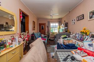 Image 4 - 890019