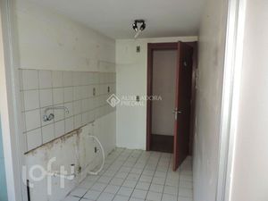Image 11 - 890033