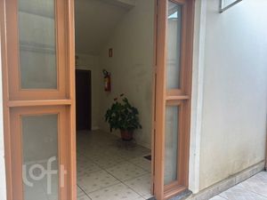 Image 19 - 890048