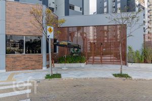 Image 55 - 890061