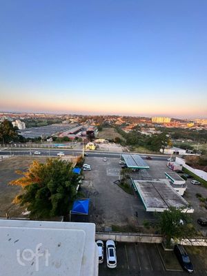 Image 18 - 890064