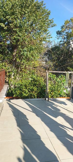 Image 7 - 890074