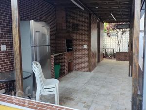 Image 11 - 890077