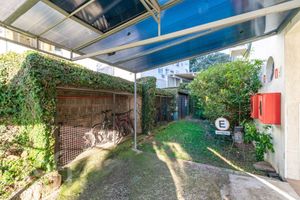 Image 30 - 890084