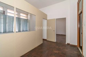 Image 7 - 890089