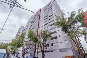 Image 62 - 890095