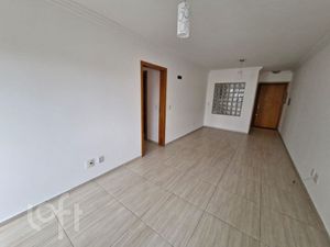 Image 7 - 890098