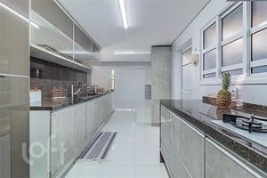 Image 3 - 890102