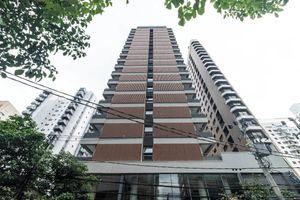 Image 11 - 890109