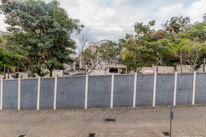 Image 24 - 890114