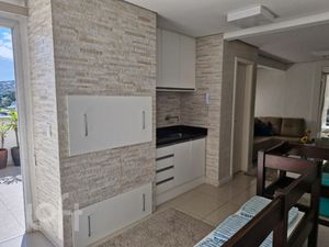 Image 21 - 890119